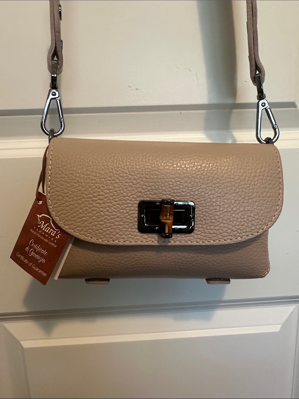 Mara’s Taormina Handmade Italian beige Leather Crossbody Handbag NWT